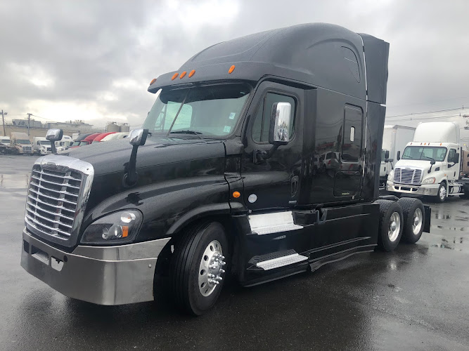 Associated Auto Body & Trucks