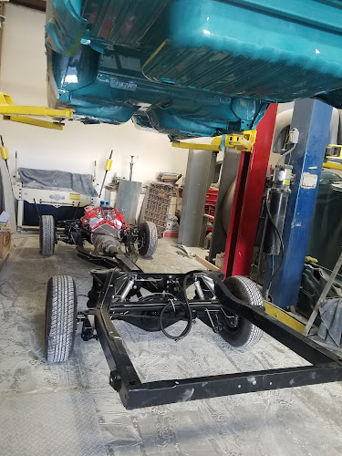 REYES RODZ AUTO RESTORATION