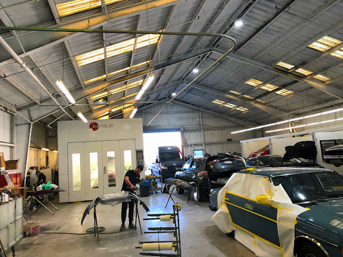 DF AUTO COLLISION