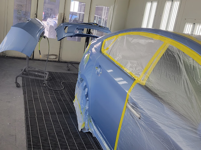 Hovee’s Auto Body & Paint