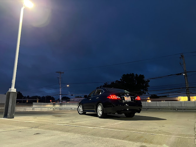 Towne Auto Body LLC