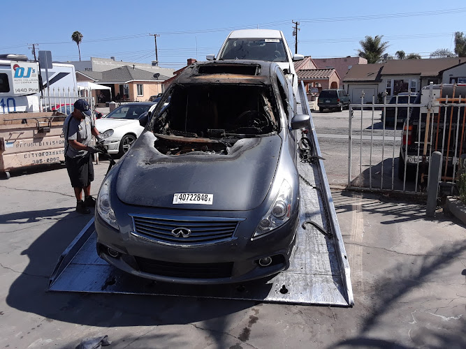DJ’s Auto Collision Center