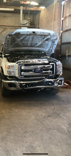 Hays Paint & Body LLC