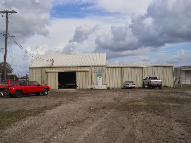 Bradford’s Collision Center Llc