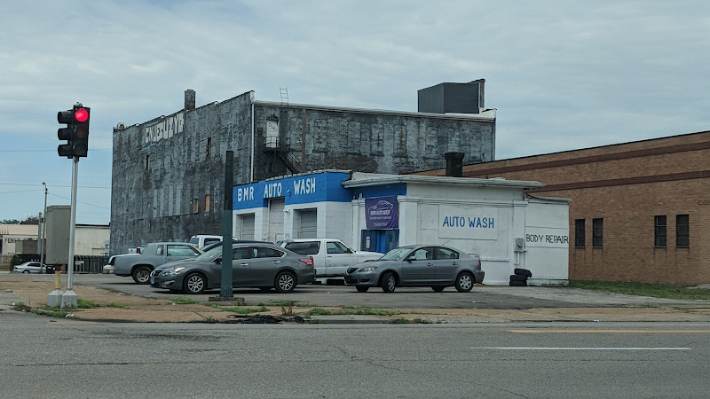 BMR Auto Body – St. Louis