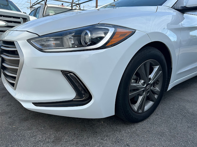 T & H Auto Body Shop