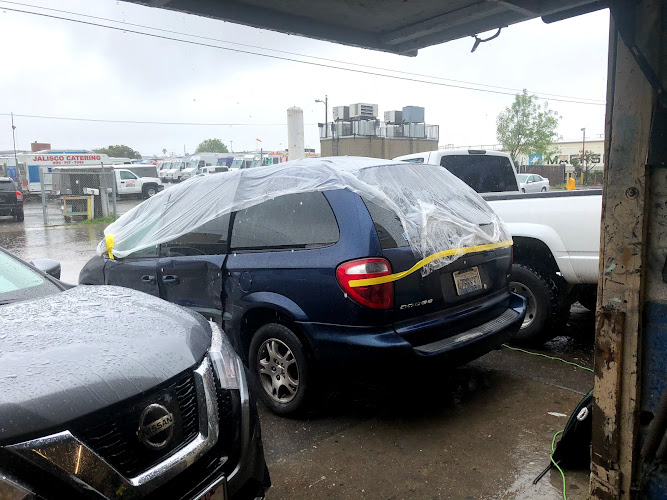 Benny’s Auto Glass