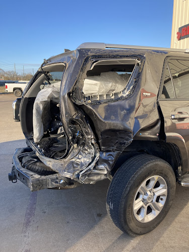 JC AUTO WHEELS & BODY REPAIR