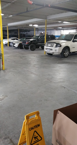 Advance Autotech And Towing
