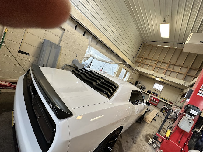 Mechas Auto Body, LLC
